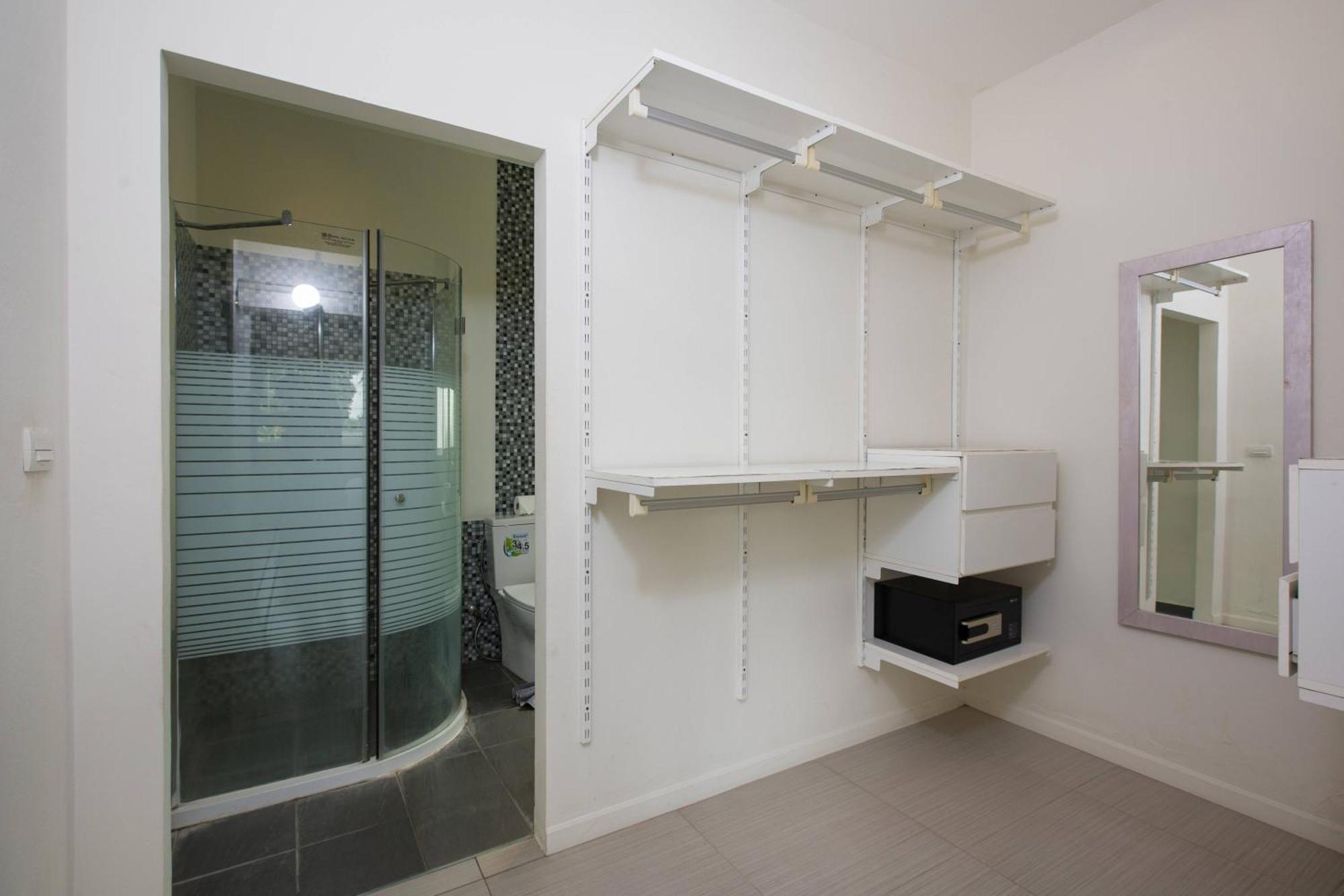 Grand 5br Pool Sea La Vie
